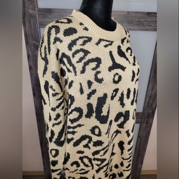 Women's Leopard Print Long Sleeve Sweater Dress- Light Brown/ Black - Picture 5 of 13